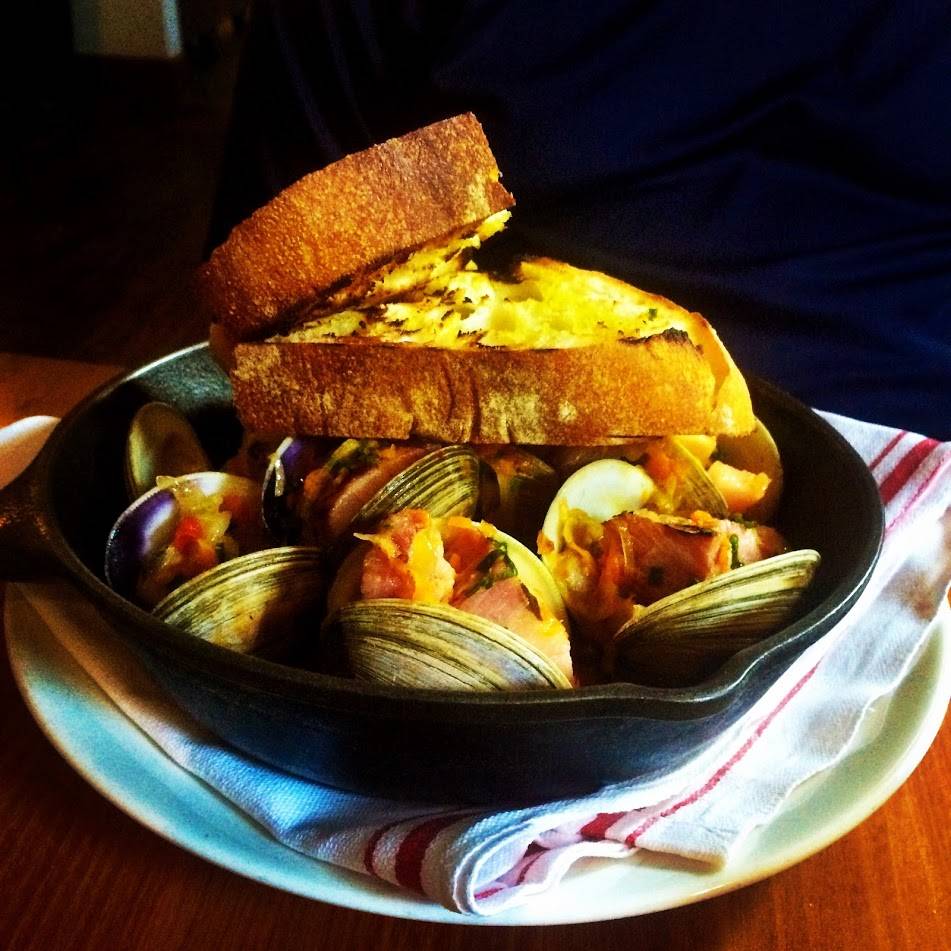 The River and Rail Restaurant | restaurant | 2201 Crystal Spring Ave SW, Roanoke, VA 24014, USA | 5404006830 OR +1 540-400-6830