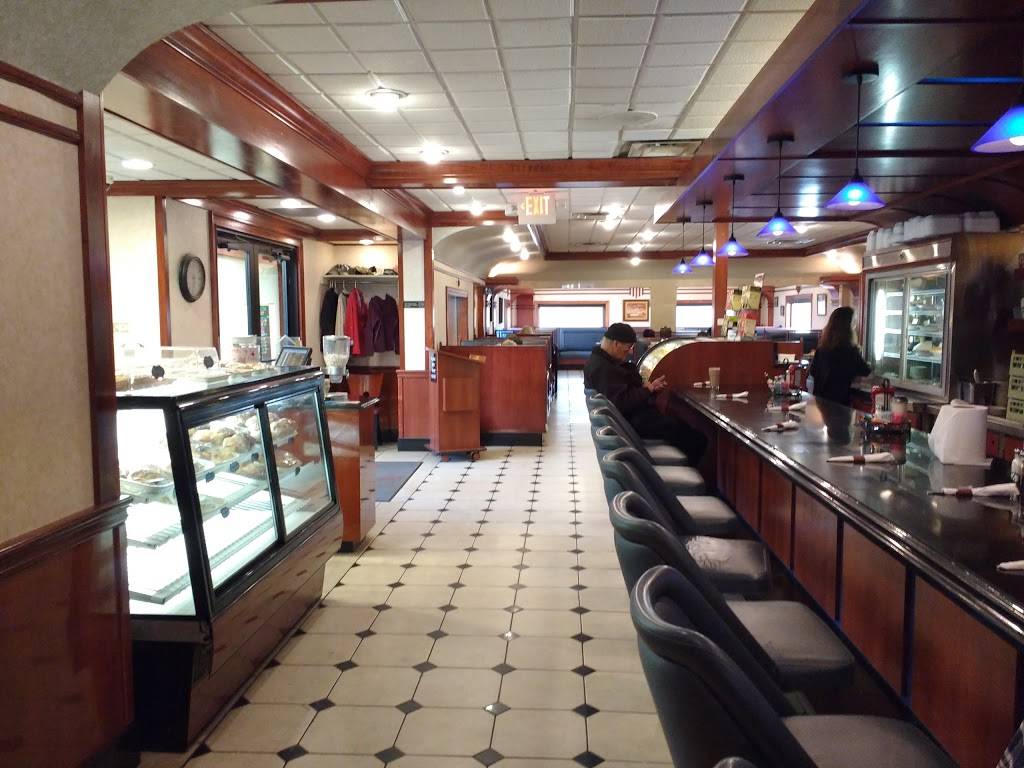 Park Place Diner & Restaurant | restaurant | 2270 N Reading Rd, Denver, PA 17517, USA | 7173362210 OR +1 717-336-2210