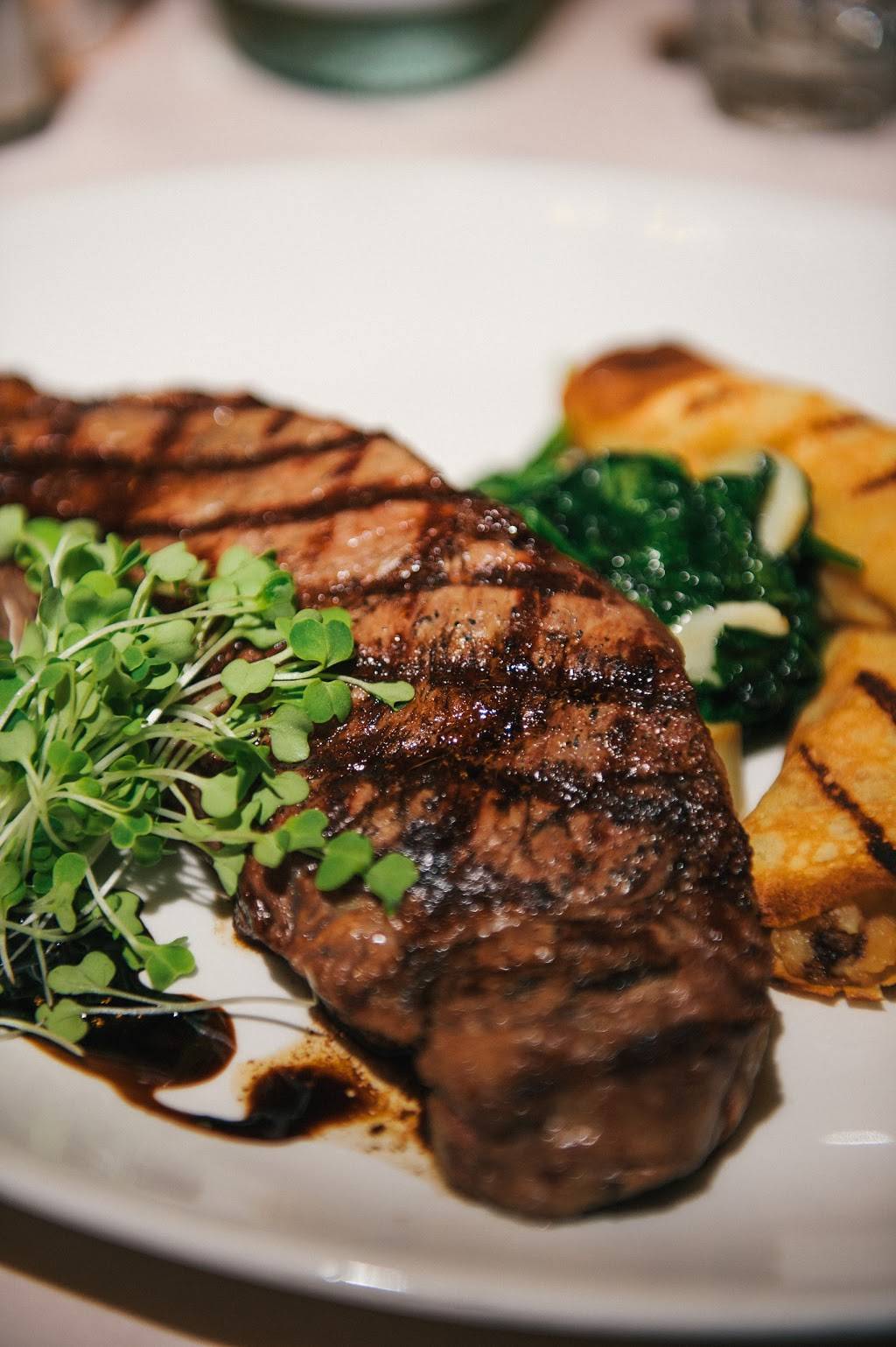 The Stone House at Clove Lakes | restaurant | 1150 Clove Rd, Staten Island, NY 10301, USA | 7184423600 OR +1 718-442-3600