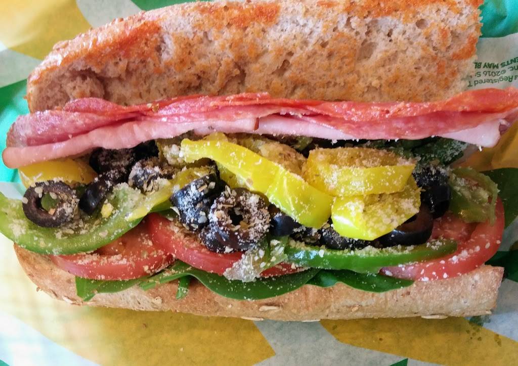 Subway | meal takeaway | 2110 W Grant Rd, Tucson, AZ 85745, USA | 5208848890 OR +1 520-884-8890