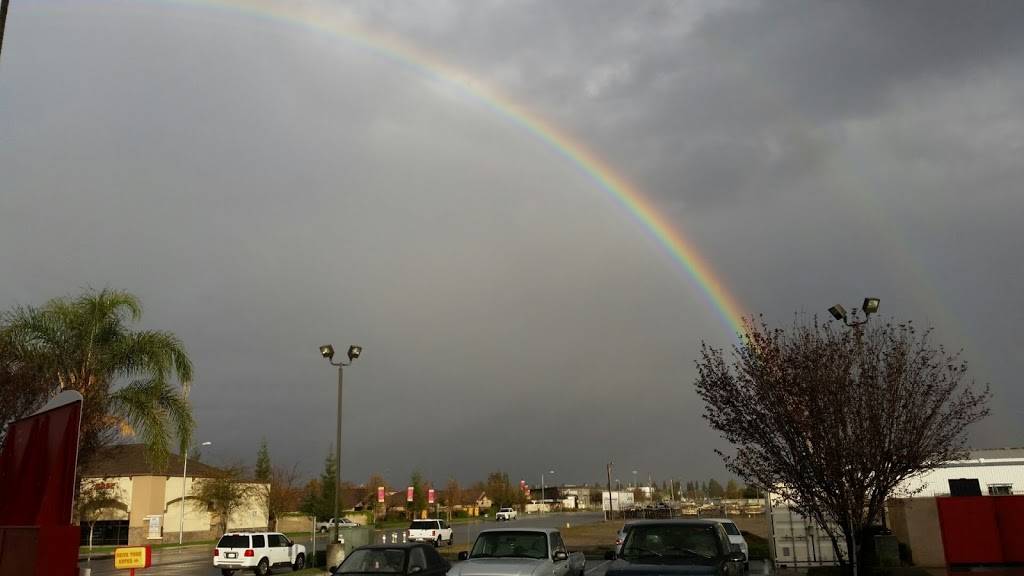 Wienerschnitzel | restaurant | 4044 Ming Ave, Bakersfield, CA 93309, USA | 6613975351 OR +1 661-397-5351