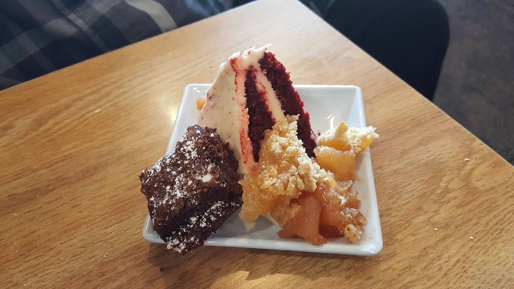 HomeTown Buffet | restaurant | 704 Southland Mall, Hayward, CA 94545, USA | 5107821200 OR +1 510-782-1200