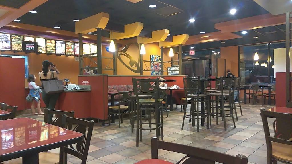 Taco Bell | meal takeaway | 2750 W Orangethorpe Ave, Fullerton, CA 92833, USA | 7144410964 OR +1 714-441-0964