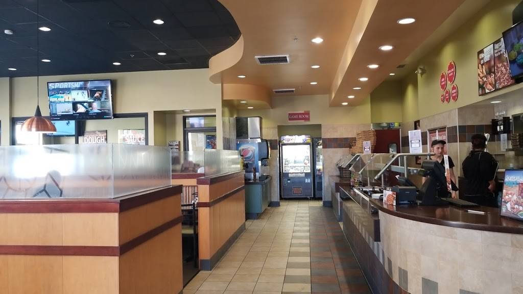 Round Table Pizza | meal delivery | 208 N, 12th Ave, Hanford, CA 93230, USA | 5595851406 OR +1 559-585-1406