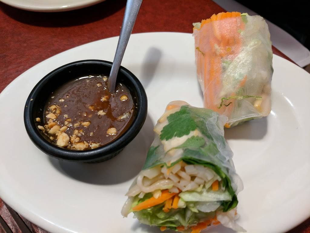 Noys Bistro | restaurant | 976 Coronado Blvd, Universal City, TX 78148, USA | 2106375100 OR +1 210-637-5100