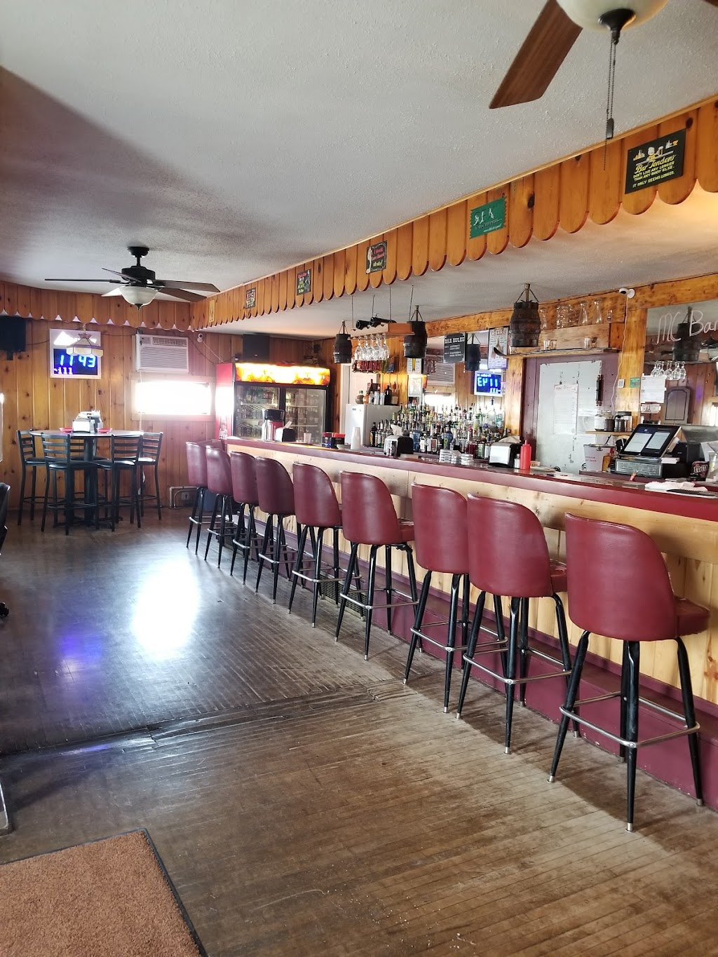 MC 83 Bar | restaurant | 198 Main St, Mound City, SD 57646, USA | 6059553360 OR +1 605-955-3360