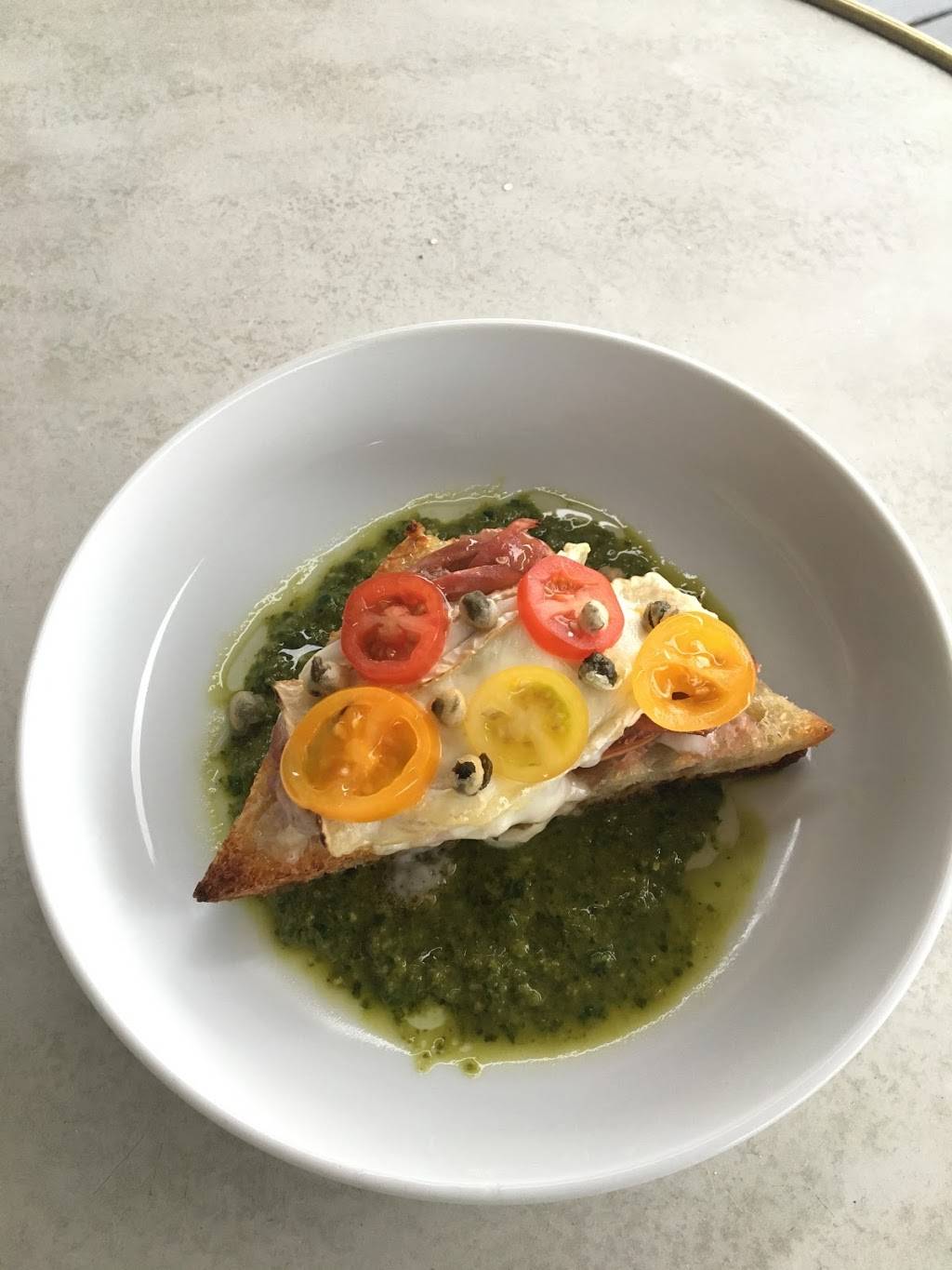 Stalk & Vine | restaurant | 224 S Water St #1G, Wilmington, NC 28401, USA | 9107690567 OR +1 910-769-0567