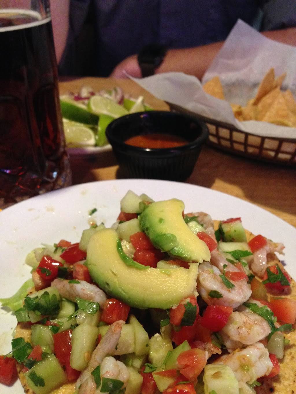 Taqueria Y Mariscos Chapala | restaurant | 303 1st St, Gilroy, CA 95020, USA | 4088428925 OR +1 408-842-8925