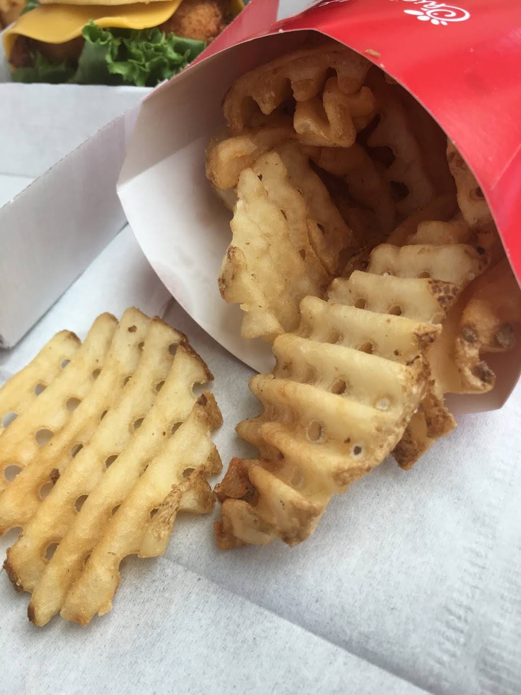 Chick-fil-A | restaurant | 75 Middlesex Turnpike Store 2110, Burlington, MA 01803, USA | 7812722110 OR +1 781-272-2110