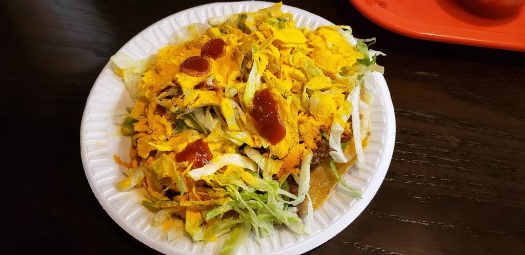 In-A-Tub | restaurant | 4000 N Oak Trafficway, Kansas City, MO 64116, USA | 8164522149 OR +1 816-452-2149