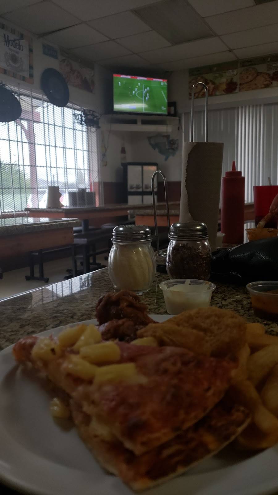 Riccos Pizza | restaurant | 2145 Sutro St #11, Reno, NV 89512, USA | 7753226016 OR +1 775-322-6016