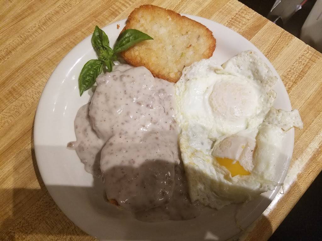 Yankee Village Restaurant | restaurant | 63 Southwick Rd, Westfield, MA 01085, USA | 4135721224 OR +1 413-572-1224