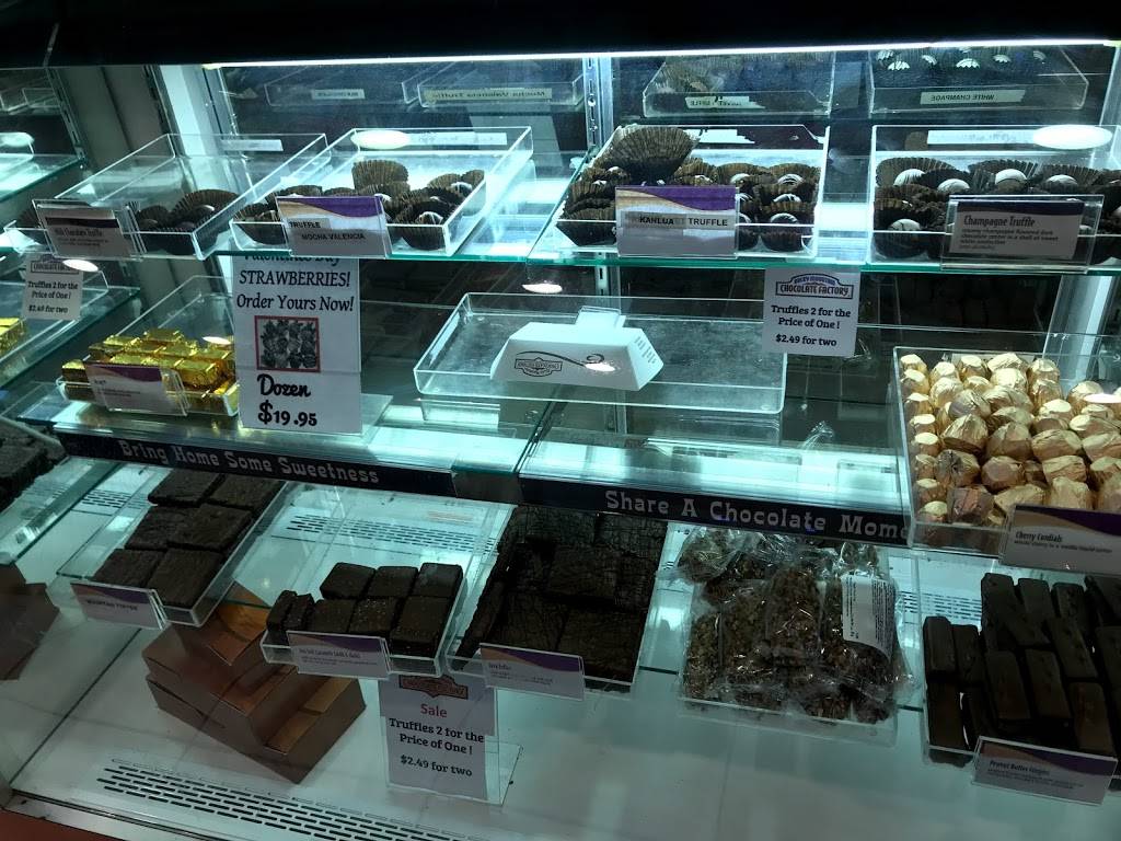 Cold Stone Creamery | bakery | 11088 US Hwy 15 501 N, Aberdeen, NC 28315, USA | 9106929440 OR +1 910-692-9440