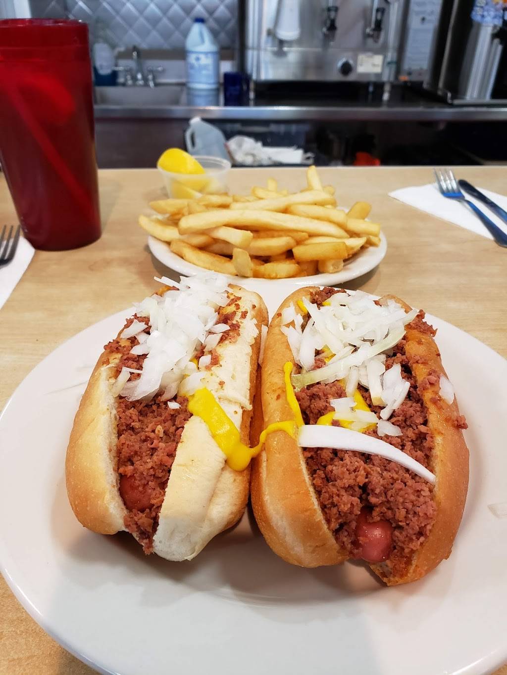 Starlite Coney Island | restaurant | 1500 Center Rd, Burton, MI 48509, USA | 8107424955 OR +1 810-742-4955