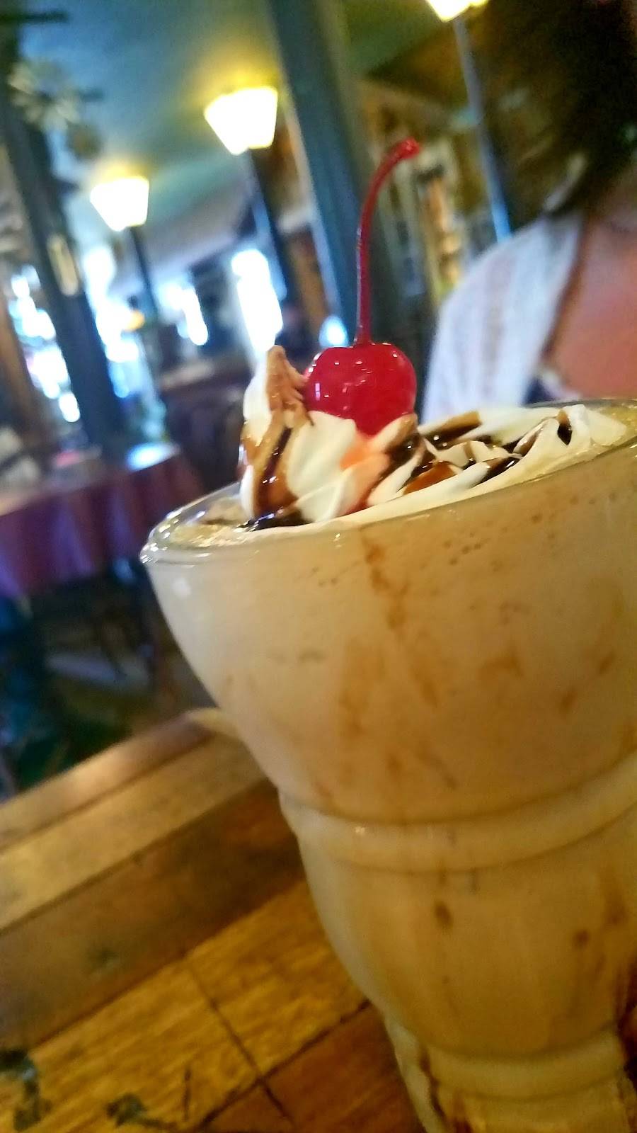 Loafers Glory | restaurant | 431 Main St, Blanchard, MI 49310, USA | 9895612020 OR +1 989-561-2020