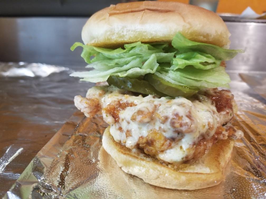 Debbies Kitchen | restaurant | 1282 Essex Ave, Columbus, OH 43201, United States | 6147047222 OR +1 614-704-7222