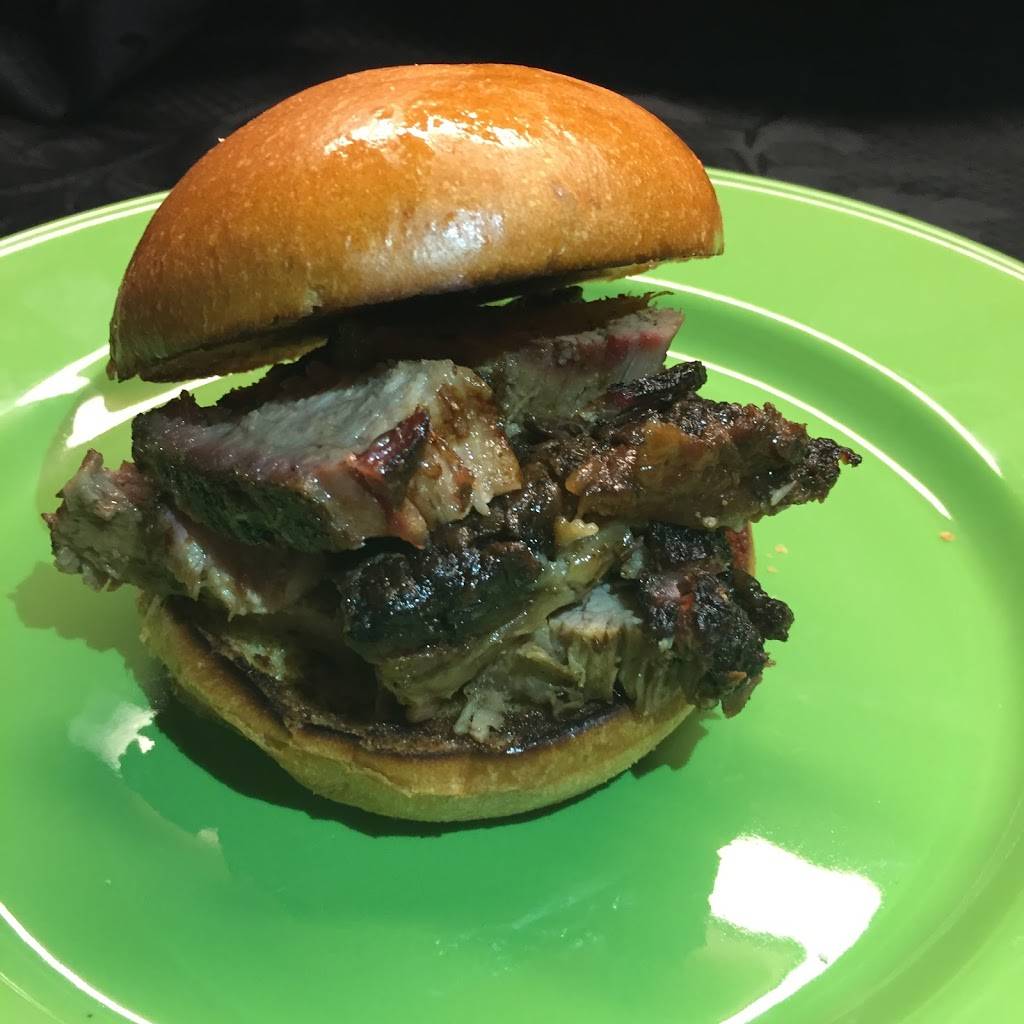 Petosa Roasta BBQ | restaurant | 1806 Newman Rd, Freeland, WA 98249, USA | 4257371255 OR +1 425-737-1255