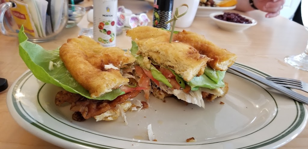 Sly Fox Den Too Charlestown | restaurant | 4349 S County Trail, Charlestown, RI 02813, USA | 4016427350 OR +1 401-642-7350