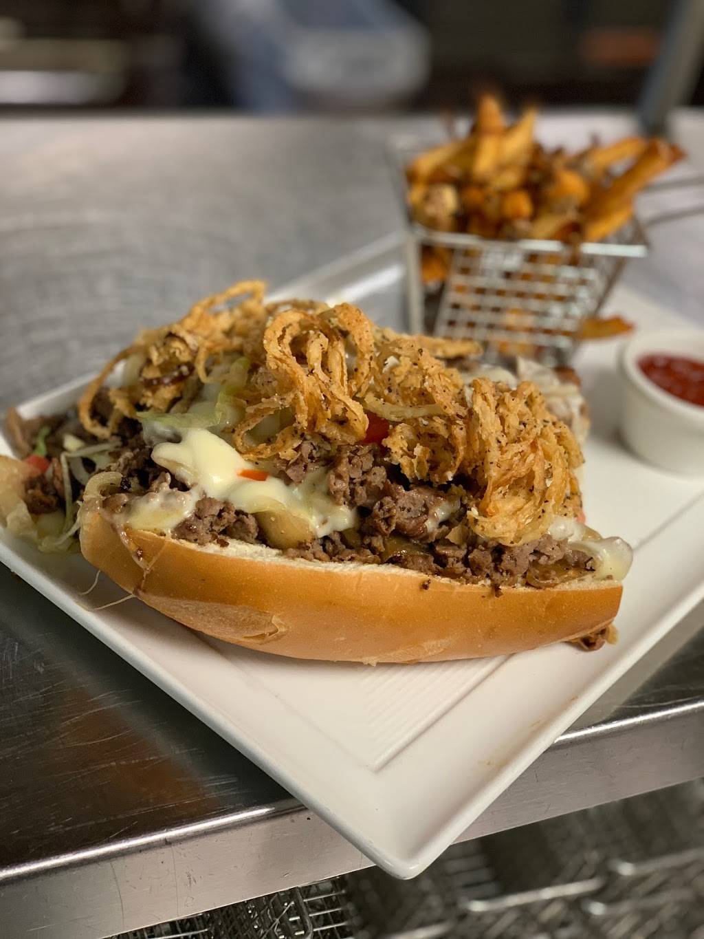 The Bungalow Alehouse | restaurant | 2840 Prince William Pkwy, Woodbridge, VA 22192, USA | 7035835340 OR +1 703-583-5340