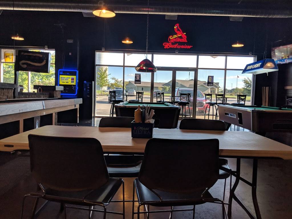 The Water Tower Bar & Grill | restaurant | 458 Rock Hill Rd, Jefferson City, MO 65109, USA | 5736354536 OR +1 573-635-4536