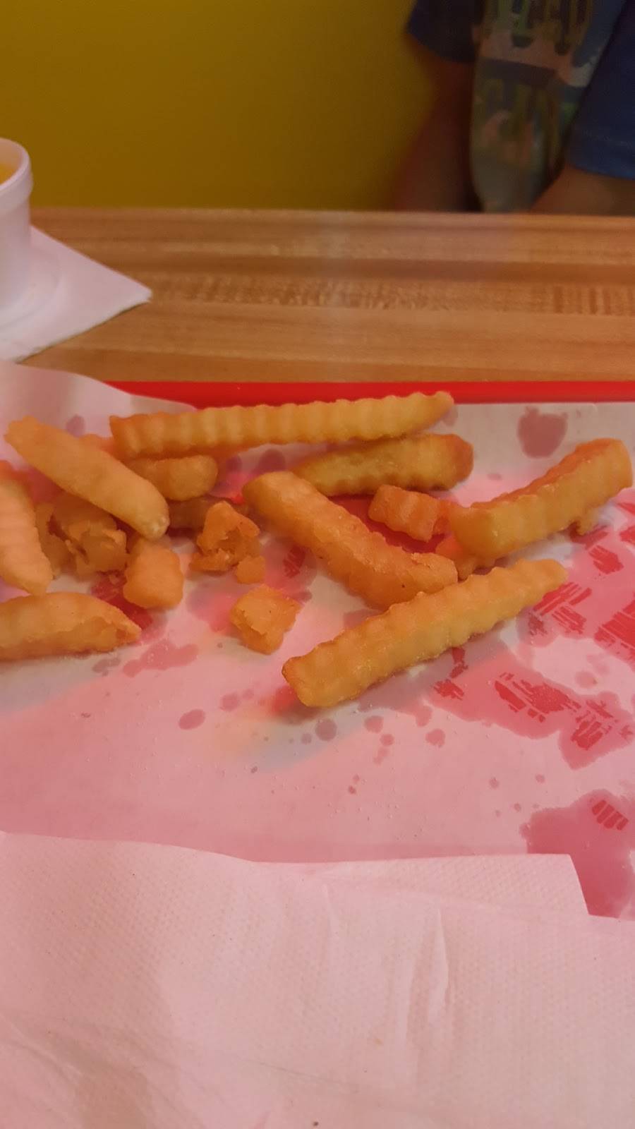 Sammies | restaurant | 216 N Milwaukee Ave #2, Lake Villa, IL 60046, USA | 8472652400 OR +1 847-265-2400