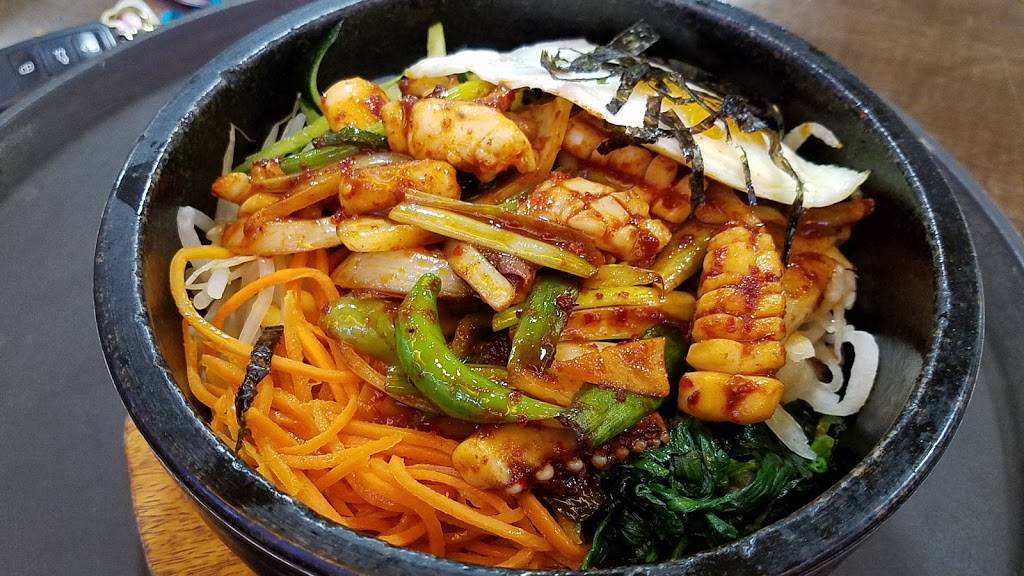 Songs Family Food Court | restaurant | 485 Great Neck Rd, Great Neck, NY 11021, USA | 5168534717 OR +1 516-853-4717