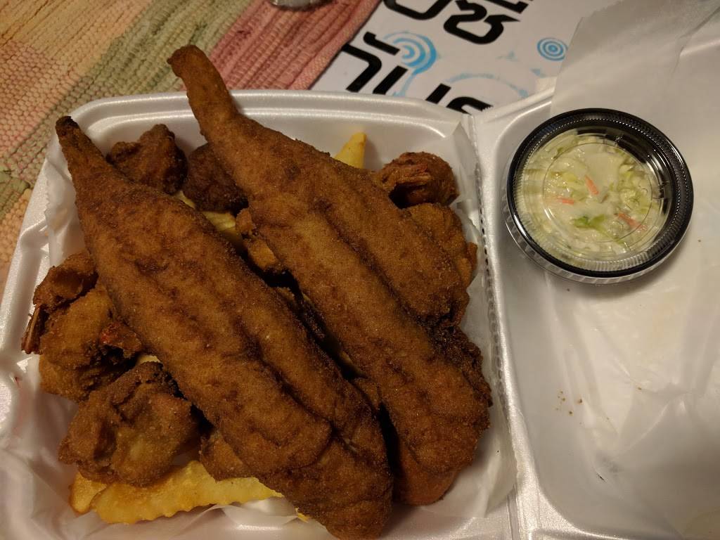 Captain J Seafood | restaurant | 1945 S Military Hwy, Chesapeake, VA 23320, USA | 7574941500 OR +1 757-494-1500