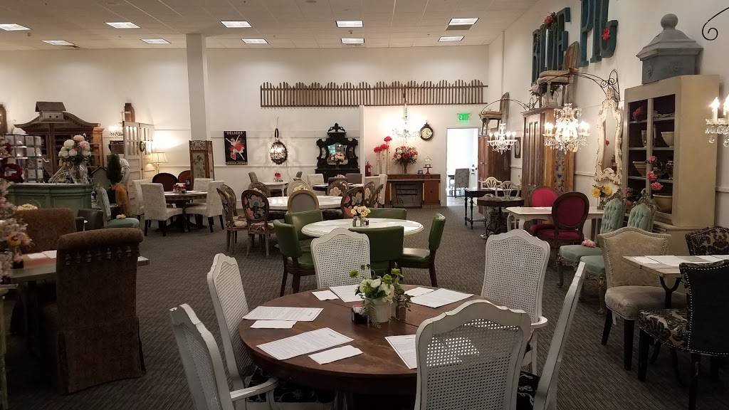 Indulge Antiques | restaurant | 3000 Gateway St #406, Springfield, OR 97477, USA | 5417473185 OR +1 541-747-3185