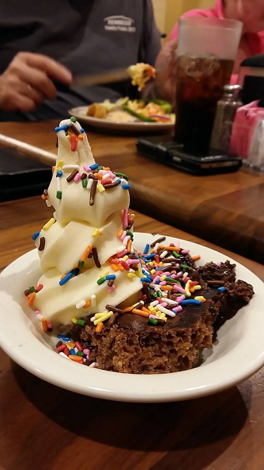 Grecian Steakhouse | restaurant | 2265 St John Ave, Dyersburg, TN 38024, USA | 7312866842 OR +1 731-286-6842