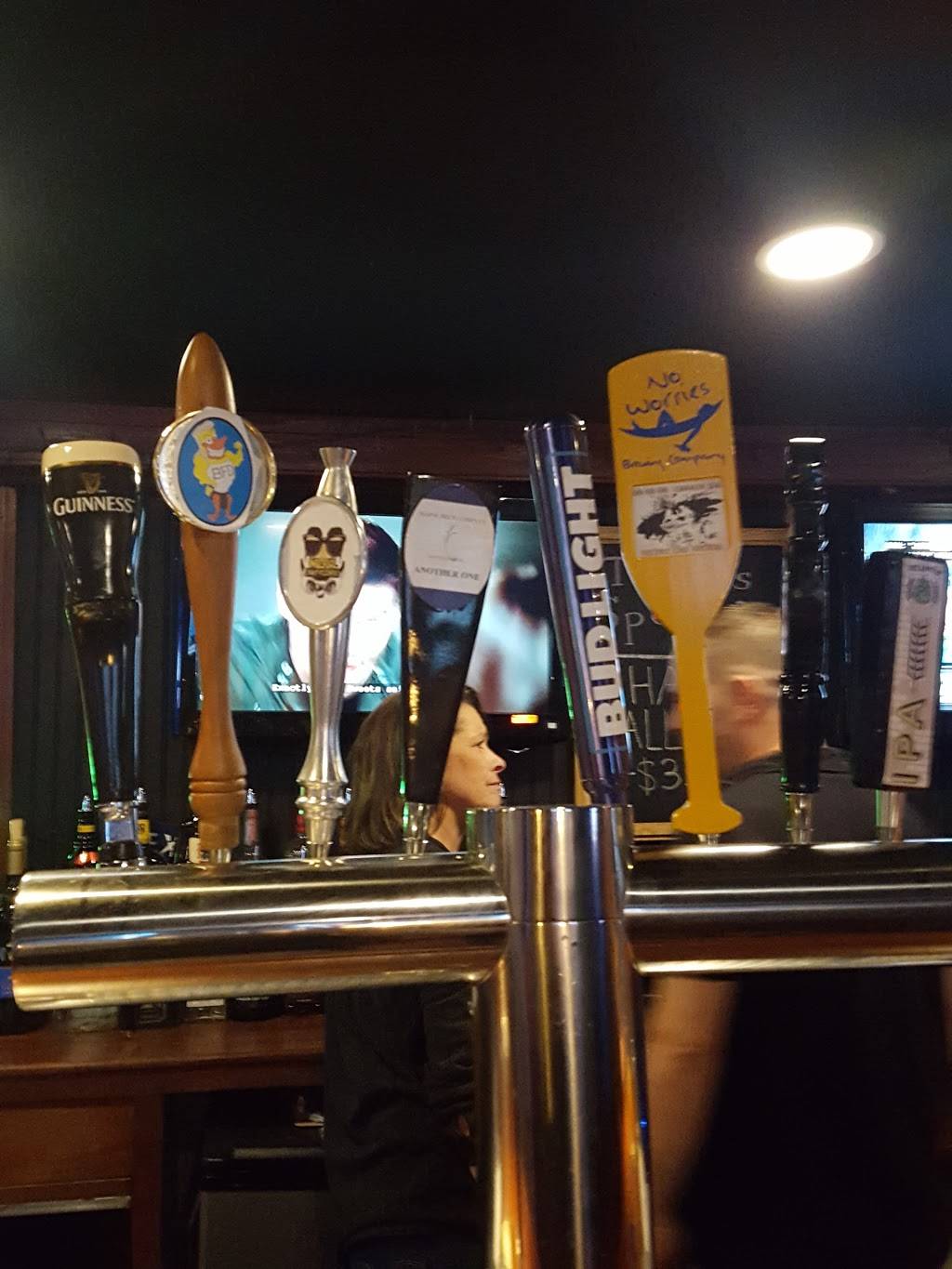 Daveluys Restaurant | restaurant | 150 Echo Lake Rd, Watertown, CT 06795, USA | 8602748829 OR +1 860-274-8829