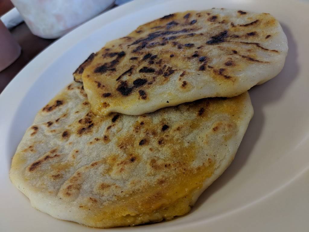 Reinas Restaurant | restaurant | 15000 Bellaire Blvd, Houston, TX 77083, USA | 2815647966 OR +1 281-564-7966