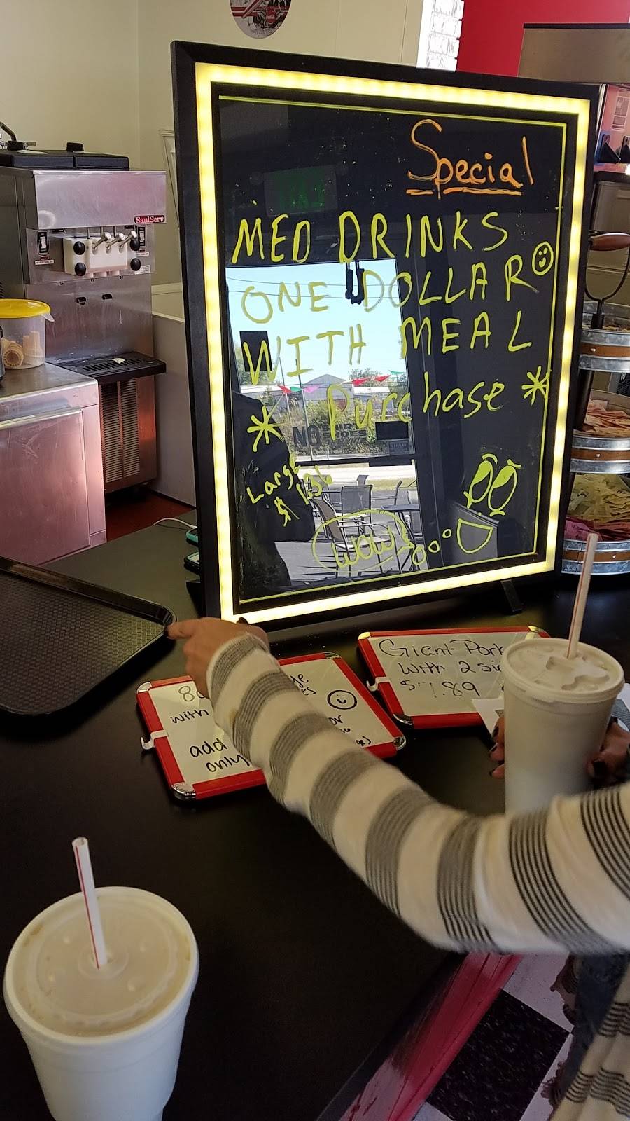 Maxs LLC | restaurant | 2928 Mitchell Rd, Bedford, IN 47421, USA | 8123291440 OR +1 812-329-1440