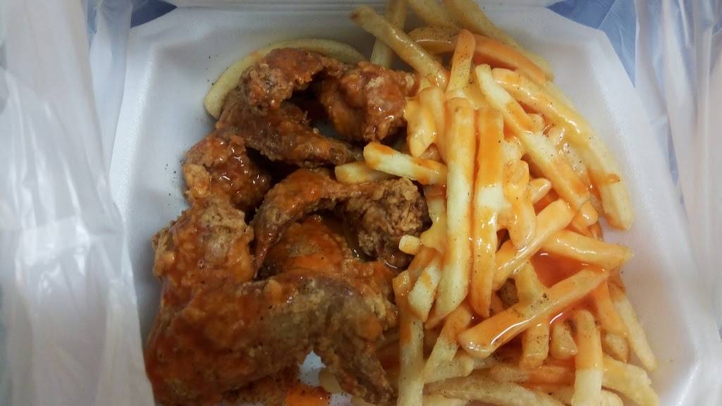 J.J Carryout | meal takeaway | 2423 E Monument St, Baltimore, MD 21205, USA | 4103276609 OR +1 410-327-6609