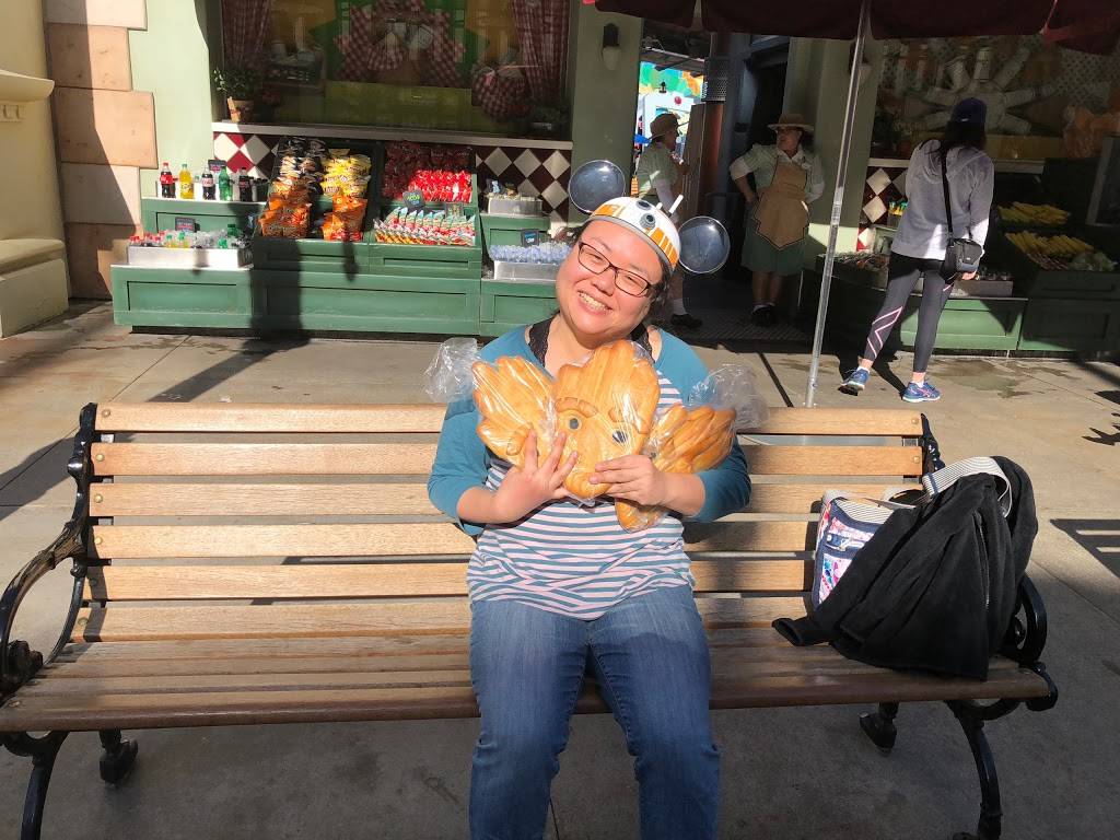 Fairfax Market | restaurant | 1313 S, Disneyland Dr, Anaheim, CA 92802, USA | 7147813463 OR +1 714-781-3463