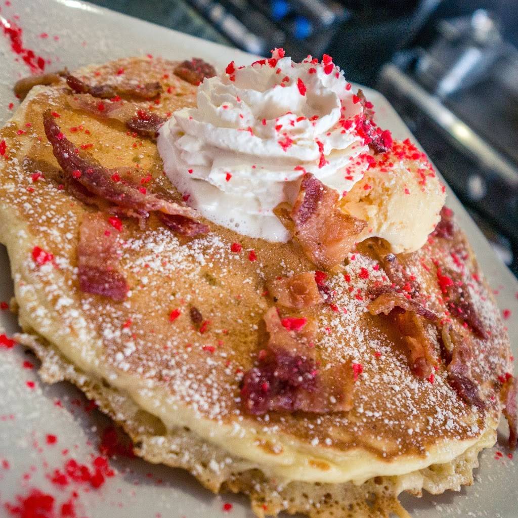 Mykes Cafe | bakery | 14845 Burbank Blvd, Sherman Oaks, CA 91411, USA | 8189468079 OR +1 818-946-8079