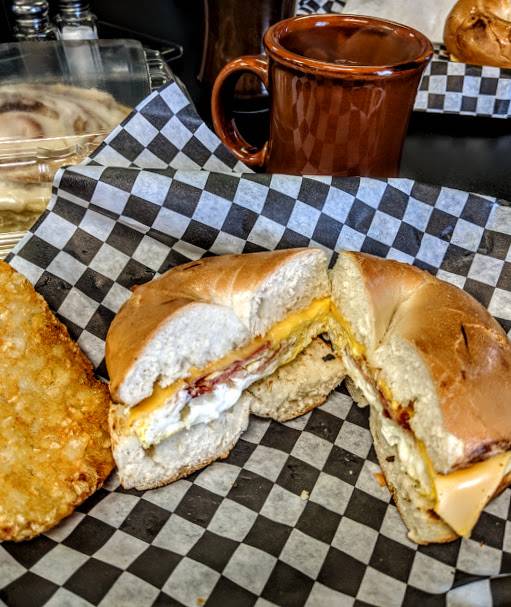 Chicago Bagel & Deli | bakery | 10918 Wurzbach Rd # 132, San Antonio, TX 78230, USA | 2106912245 OR +1 210-691-2245