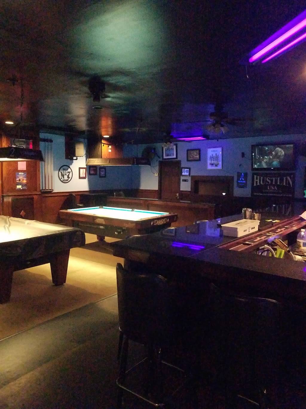 Shore Thing Billiards | restaurant | 942 Lake Arrowhead Rd, Myrtle Beach, SC 29572, USA | 8437121905 OR +1 843-712-1905