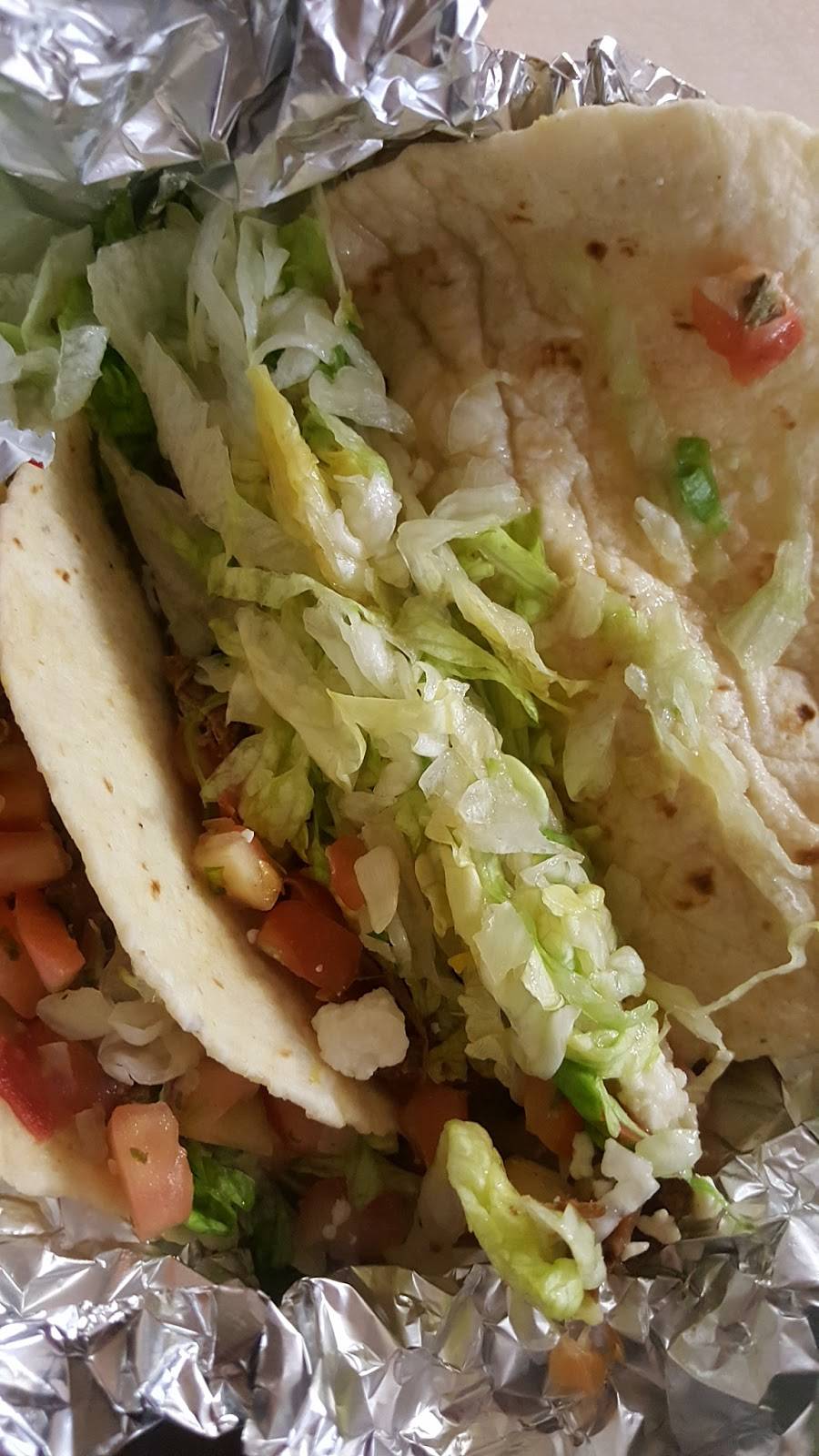 Taco Johns | restaurant | 1126 South St, Lincoln, NE 68502, USA | 4024772943 OR +1 402-477-2943