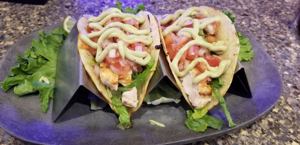 The Levee Bar & Grill | restaurant | 51 Walnut St, Lawrenceburg, IN 47025, USA | 8125398888 OR +1 812-539-8888