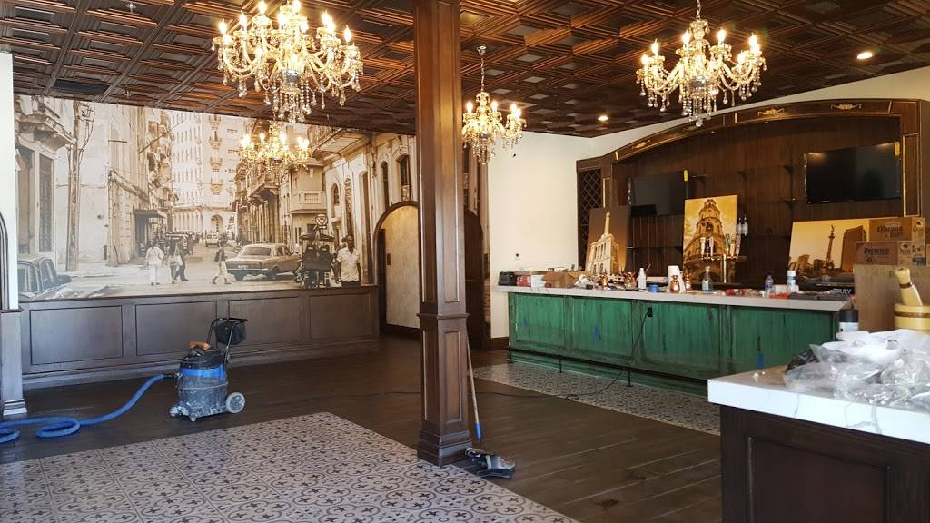 Isla | restaurant | Centerpointe Dr, La Palma, CA 90623, USA | 7147358597 OR +1 714-735-8597