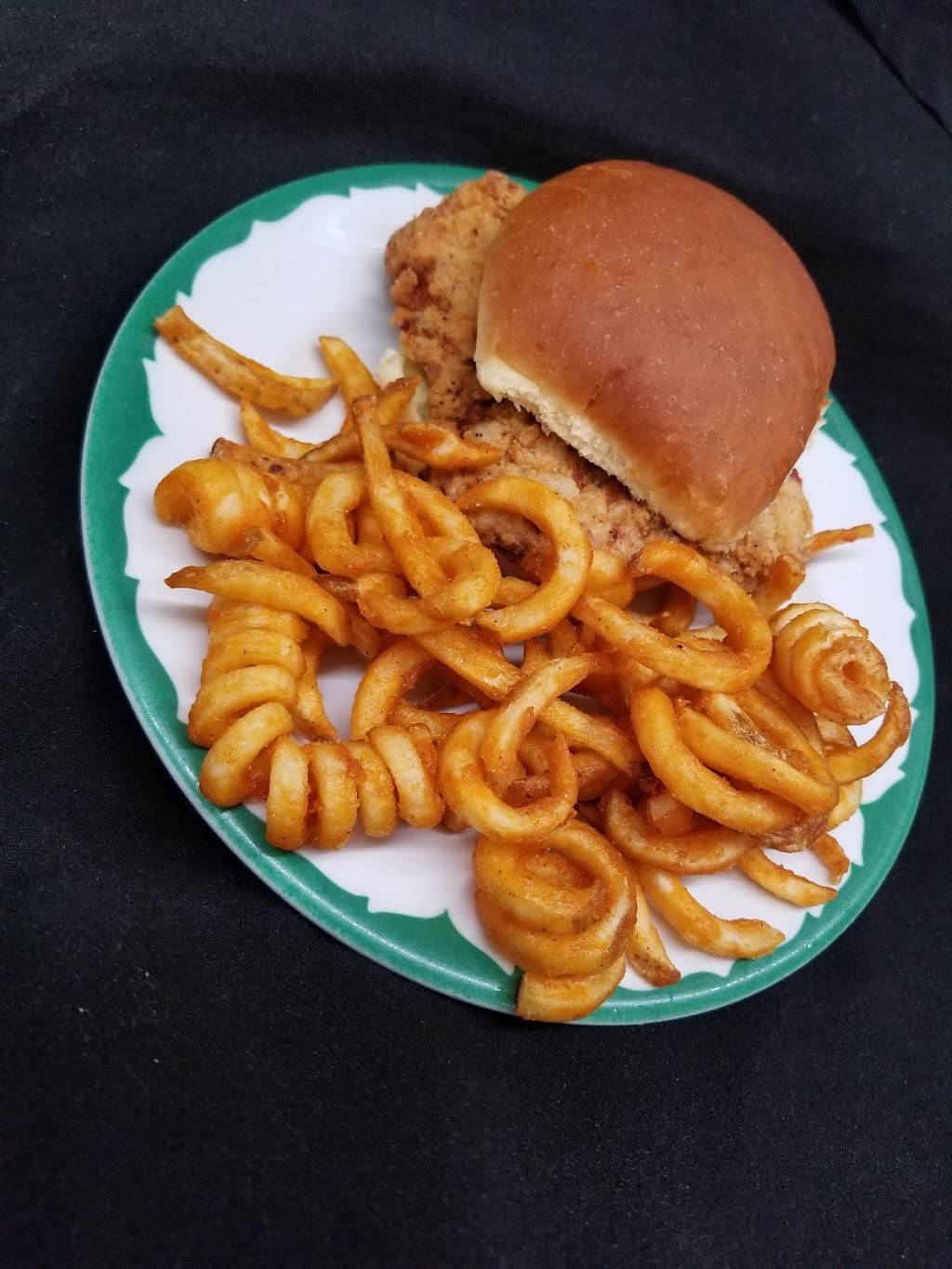 Hot Spot Bar & Grill | restaurant | 5416 E Main St, Dubois, IN 47527, USA | 8126782772 OR +1 812-678-2772