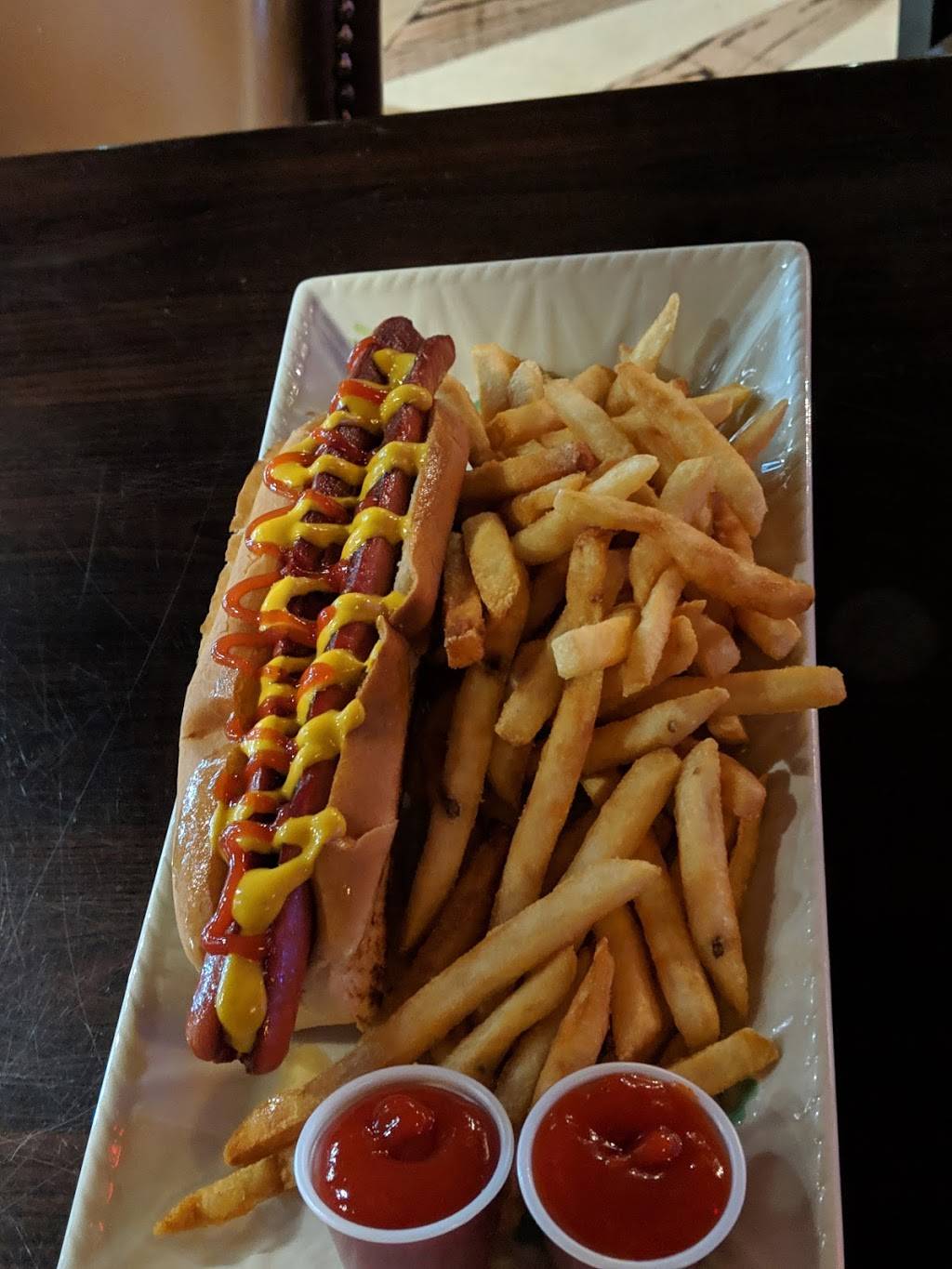 Sams Gyro | restaurant | 7 S Main St, West Hartford, CT 06107, USA | 8602336300 OR +1 860-233-6300