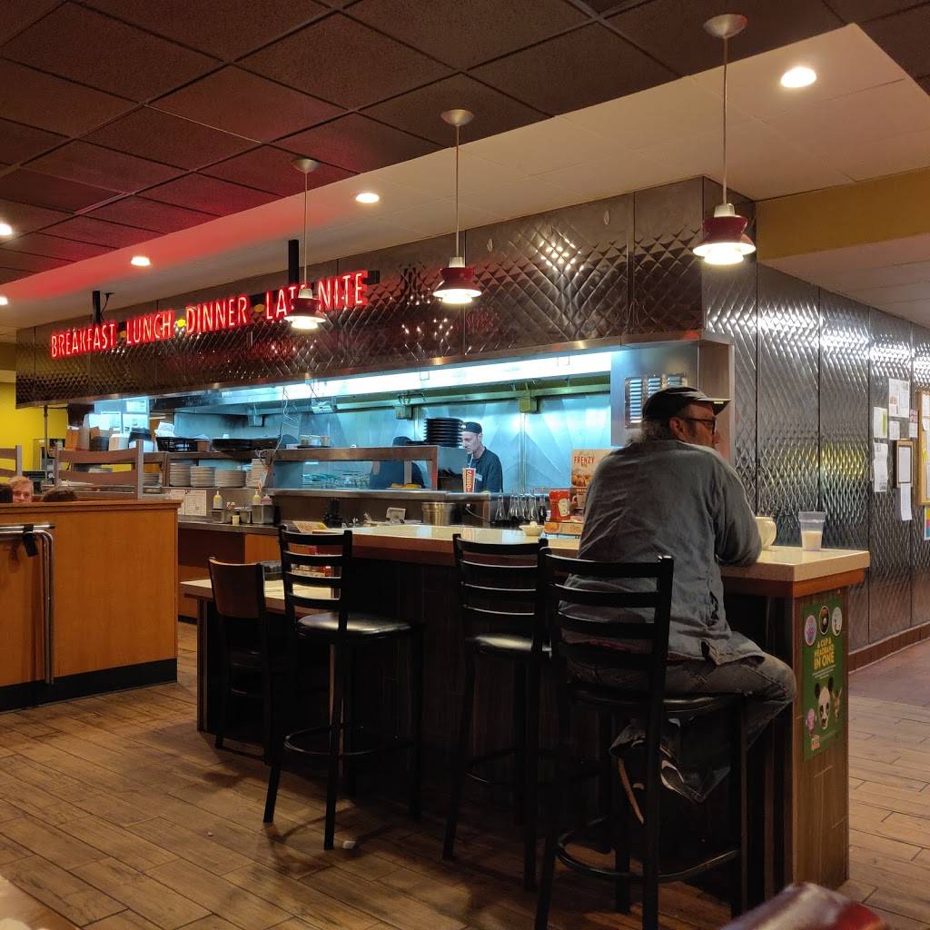 Dennys | restaurant | 1091-1107 Congress St, Portland, ME 04102, USA | 2077741886 OR +1 207-774-1886