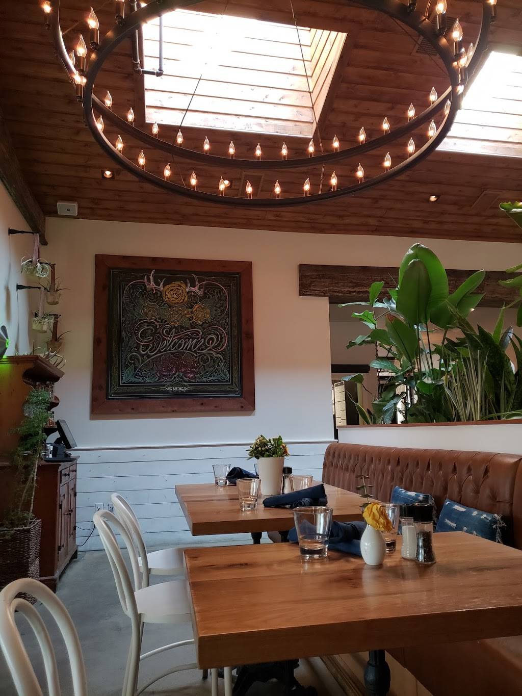 Smoky Rose | restaurant | 8602 Garland Rd, Dallas, TX 75218, USA | 4697765655 OR +1 469-776-5655