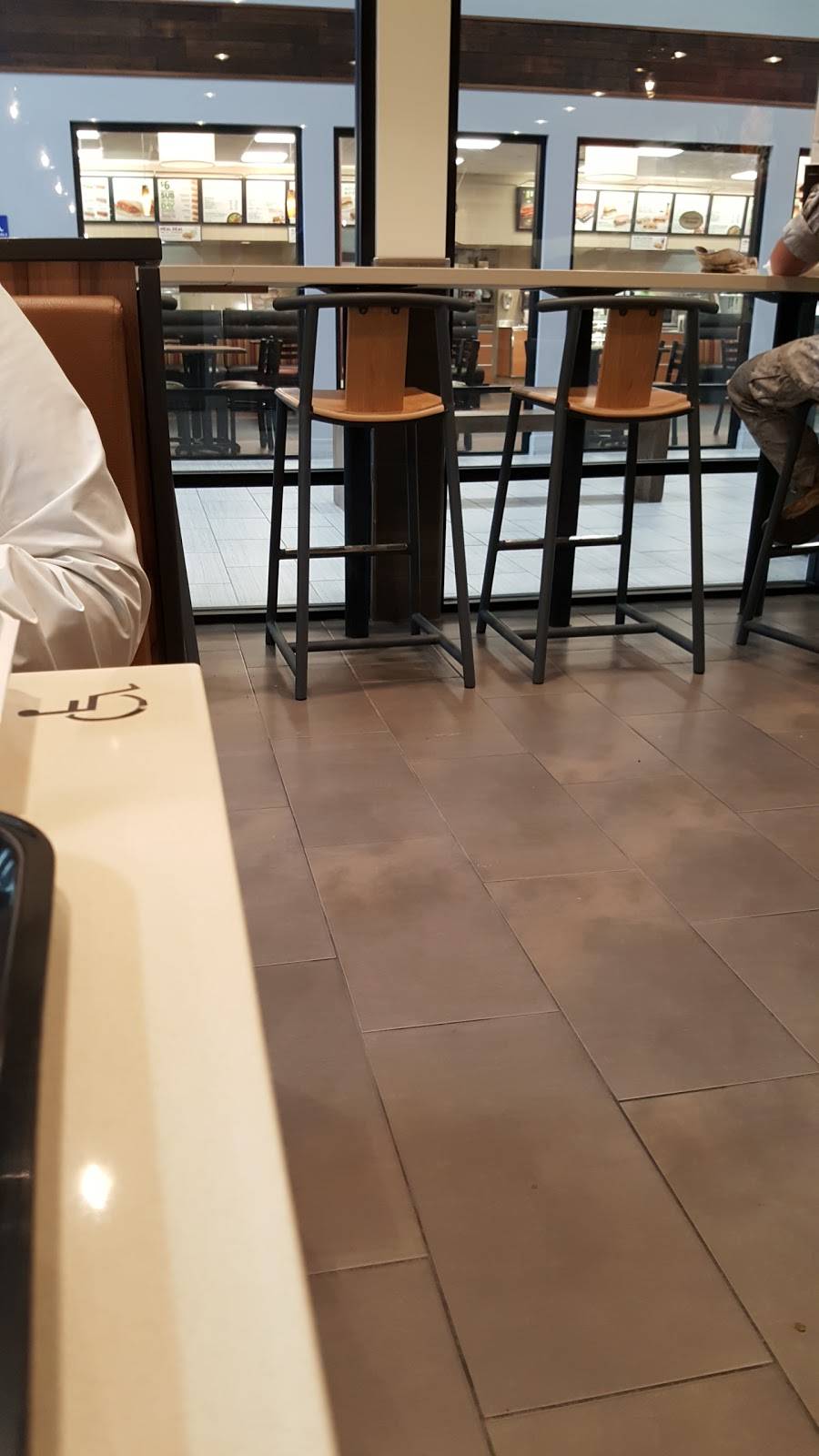 Panda Express | restaurant | Mainside Center, Vandegrift Blvd, Oceanside, CA 92058, USA | 7605126000 OR +1 760-512-6000