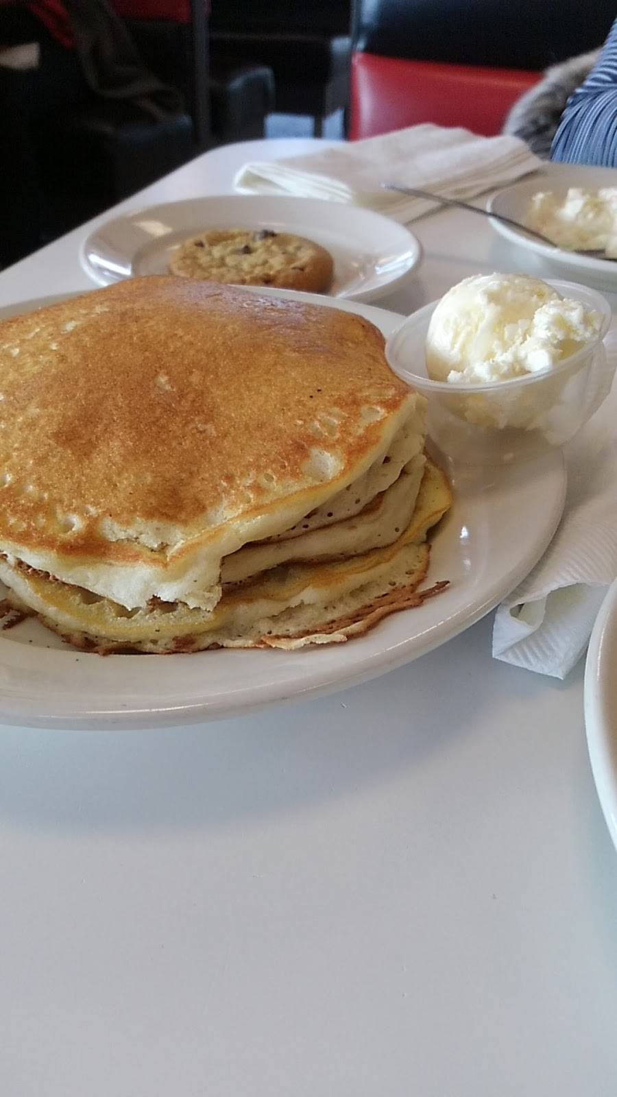 Steak n Shake | restaurant | 2675 N Plainfield Rd, Joliet, IL 60435, USA | 8154399145 OR +1 815-439-9145