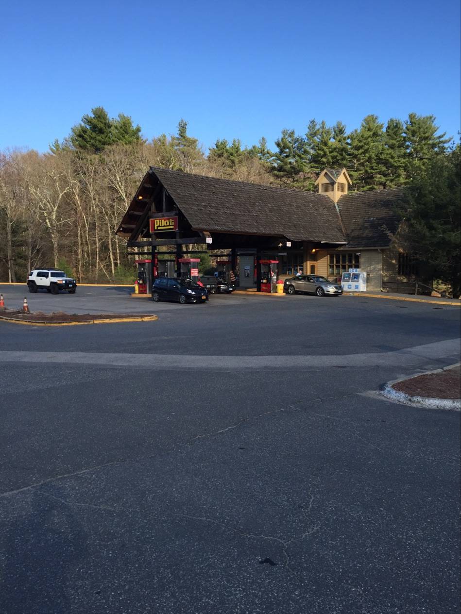 Pilot Travel Center | restaurant | 400 Haynes St, Sturbridge, MA 01566, USA | 5083479104 OR +1 508-347-9104