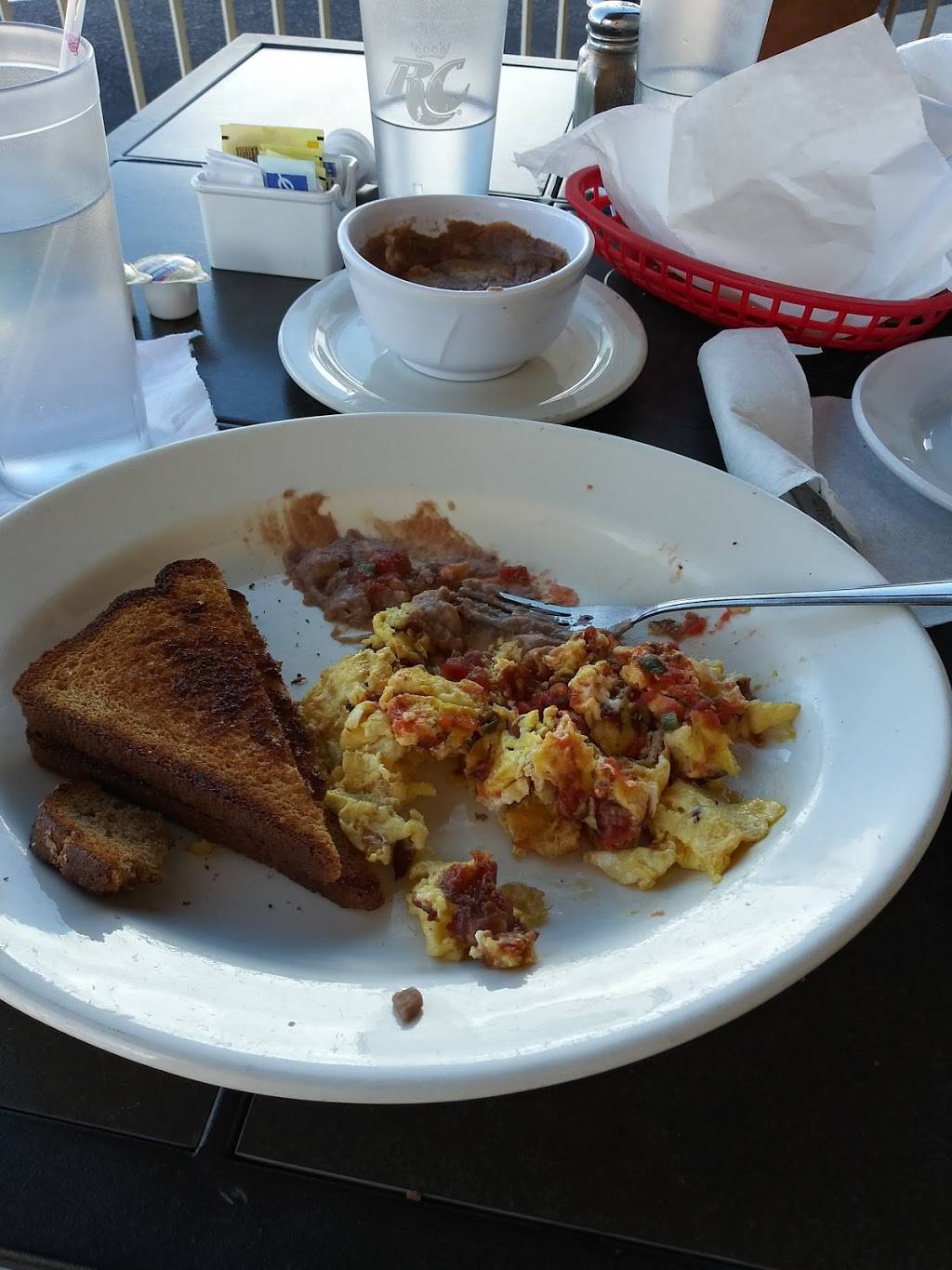 Carlotas Authentic Mexican | restaurant | 15920 N Oracle Rd # 116, Catalina, AZ 85739, USA | 5208257530 OR +1 520-825-7530