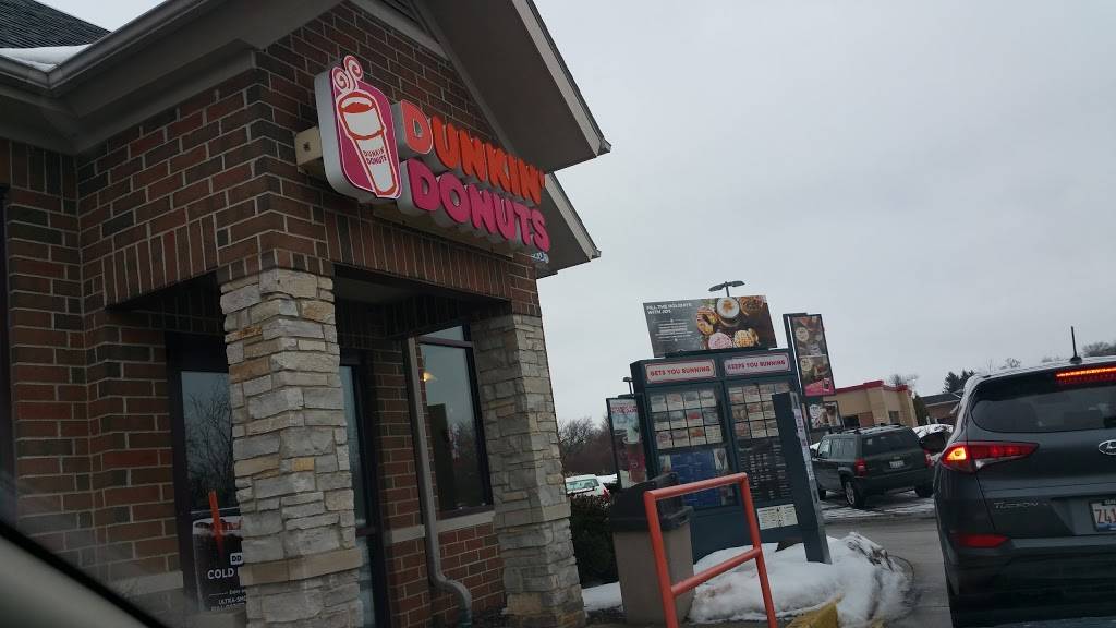 Dunkin | cafe | 34484 N US Hwy 45, Third Lake, IL 60030, USA | 8472235353 OR +1 847-223-5353
