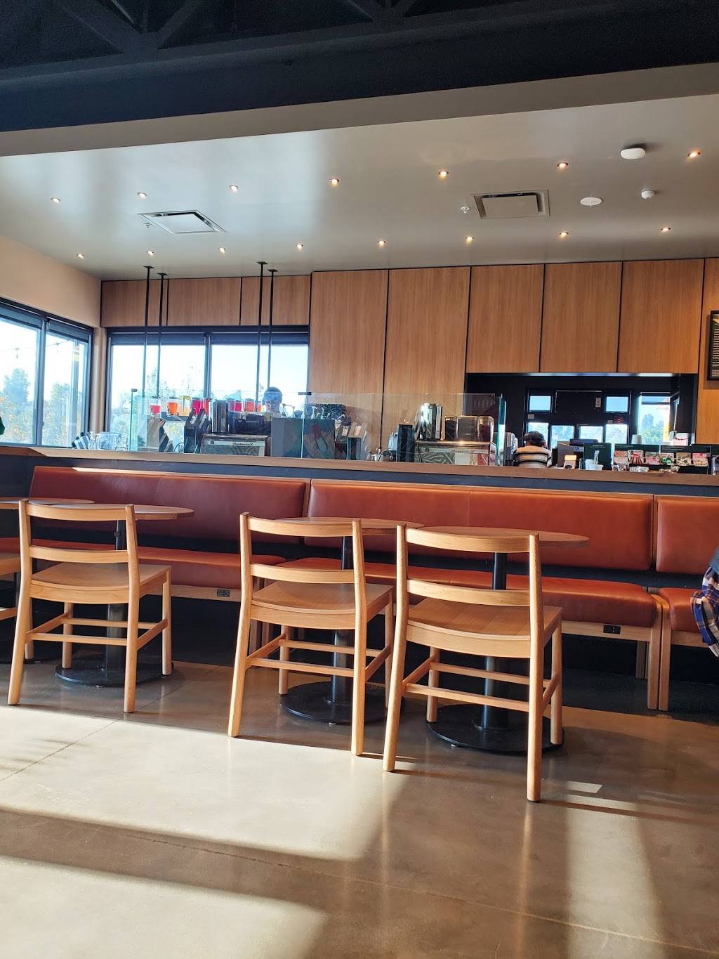 Starbucks | cafe | 2047 Rancho Valley Dr #410, Pomona, CA 91766, USA | 9098020030 OR +1 909-802-0030